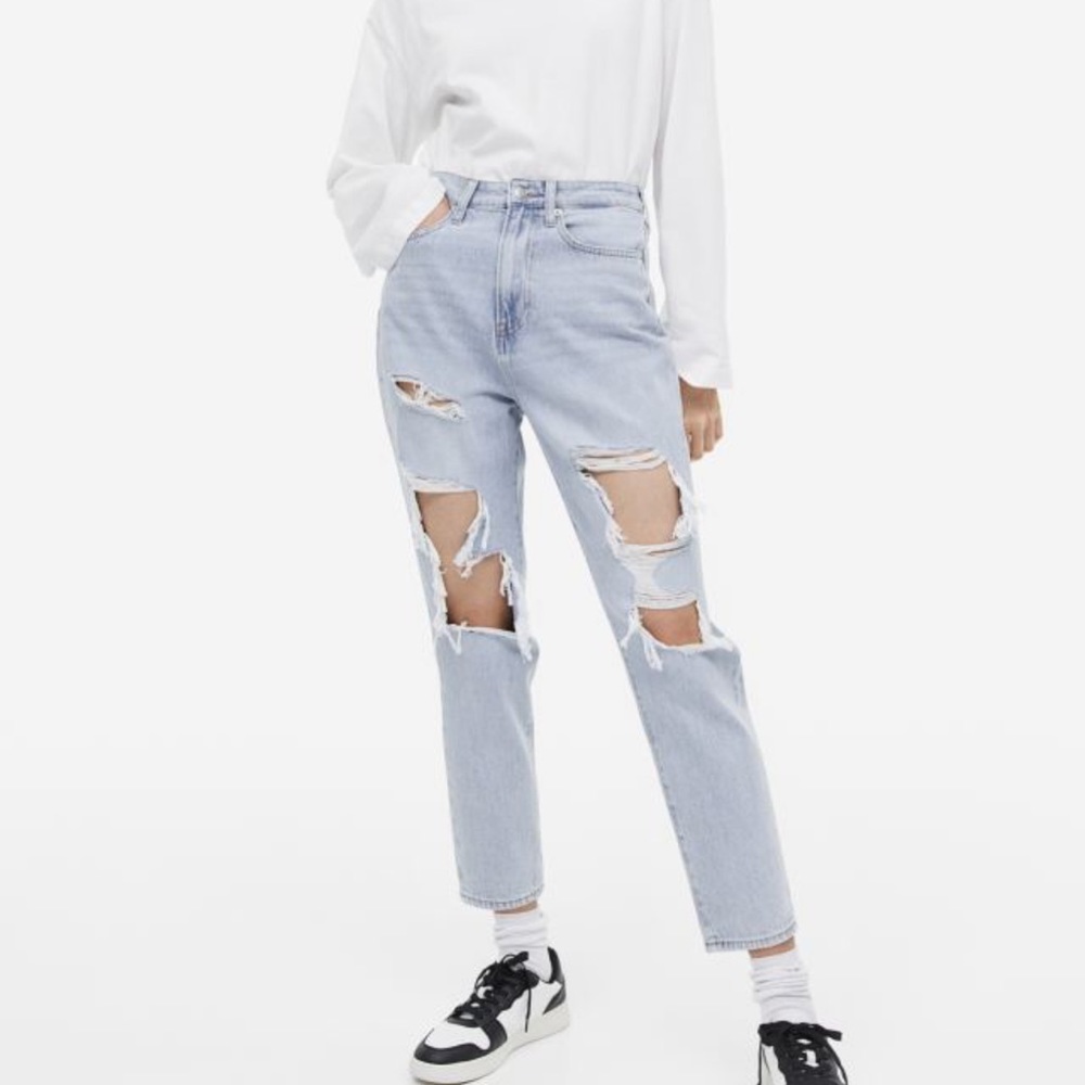 H&M &Denim Boyfriend Jeans Ripped US 10
